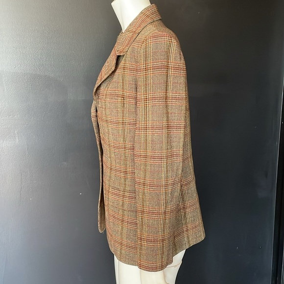 Brown Wool Plaid Women's Blazer (lightweight) - Picture 4 of 10